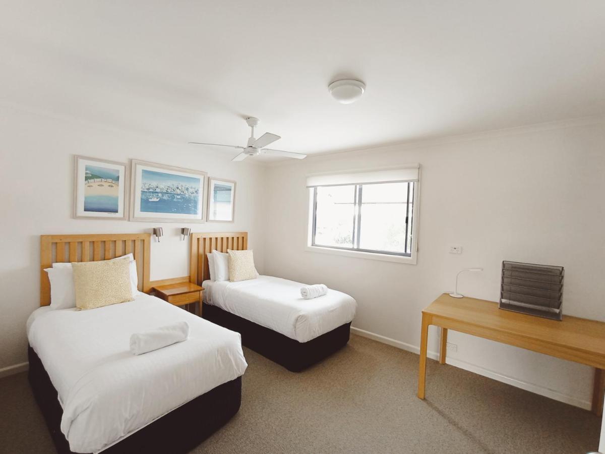 The View - Captains Cove Waterfront Resort Paynesville Εξωτερικό φωτογραφία