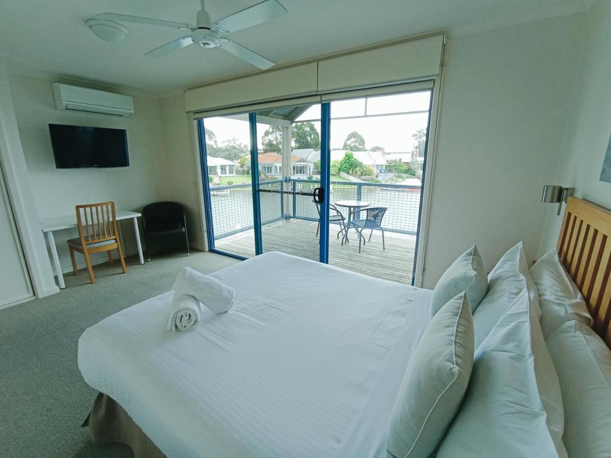 The View - Captains Cove Waterfront Resort Paynesville Εξωτερικό φωτογραφία