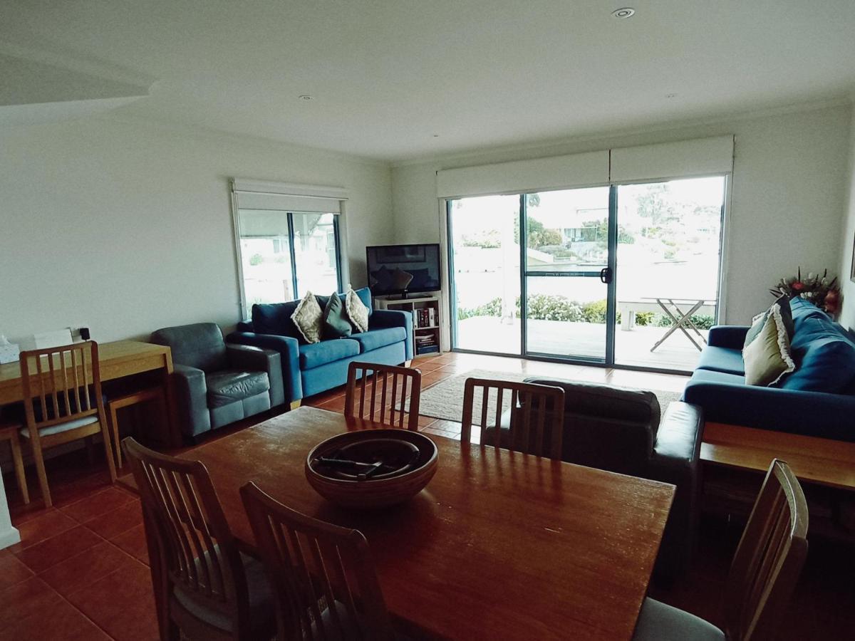 The View - Captains Cove Waterfront Resort Paynesville Εξωτερικό φωτογραφία